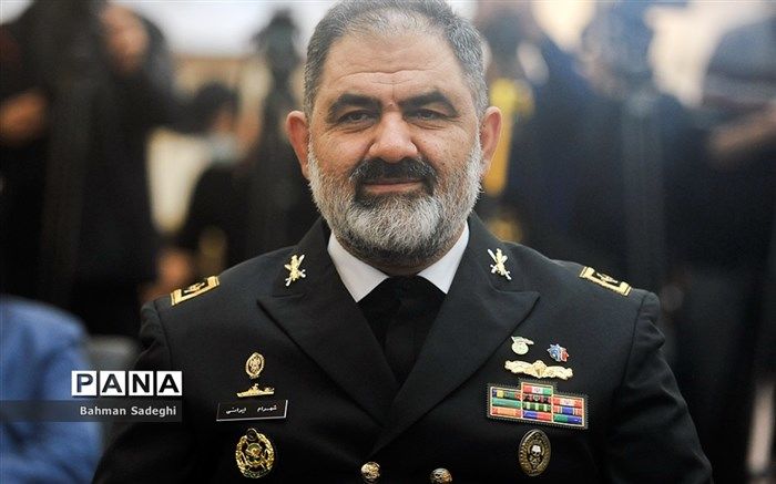 ‌ساخت زیردریایی ‌بعثت و ناو هواپیمابر در دستورکار نداجا