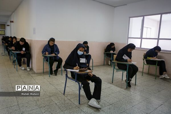 امتحانات نهایی مقطع متوسطه در قاب  تصویر