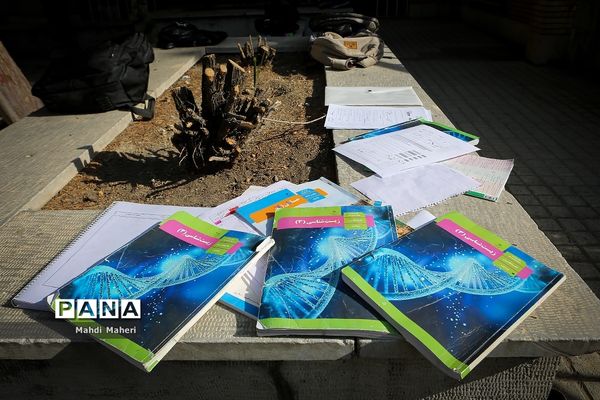 امتحانات نهایی مقطع متوسطه در قاب  تصویر