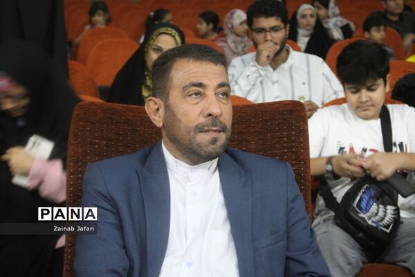 طرح سینما مهر در بوشهر با اکران فیلم سینمایی غریب