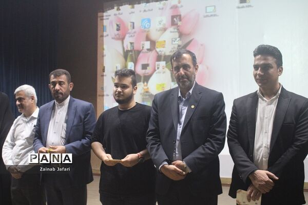طرح سینما مهر در بوشهر با اکران فیلم سینمایی غریب
