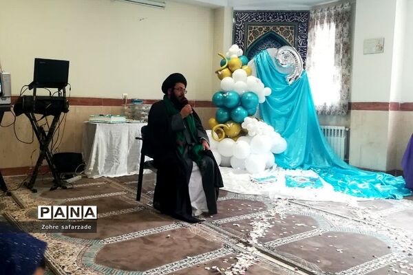 جشن تکلیف در دبستان برکت آبعلی رودهن در پایان سال تحصیلی
