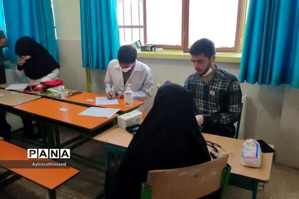 اردوی جهادی پزشکی،فرهنگی در روستای انجم آباد