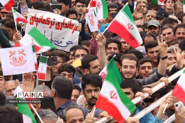 استقبال پرشکوه مردم تبریز از رئیس جمهوری