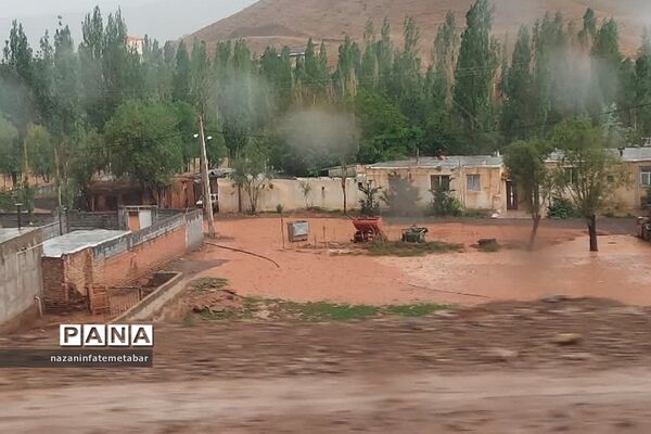 وقوع شدید سیل در برخی از روستاهای شهرستان فیروزکوه