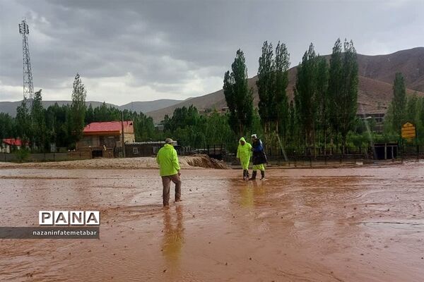 وقوع شدید سیل در برخی از روستاهای شهرستان فیروزکوه