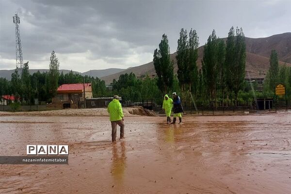 وقوع شدید سیل در برخی از روستاهای شهرستان فیروزکوه