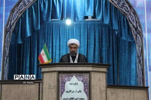 نماز جمعه شهر جوادآباد باحضور مدیرکل آموزش و پرورش شهرستان‌های استان تهران