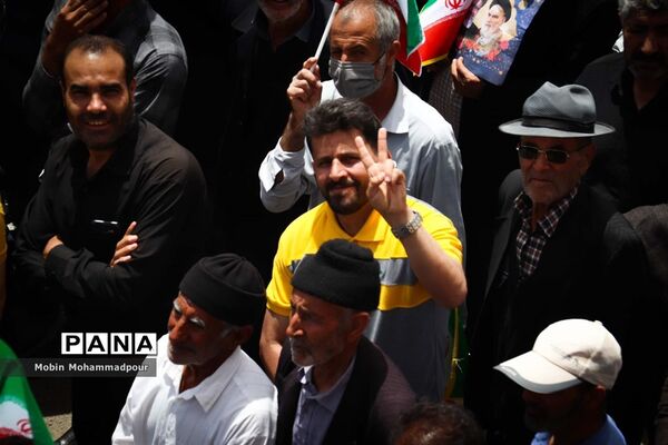 دیدار پرشکوه مردم شهرستان چاراویماق با رییس‌جمهوری