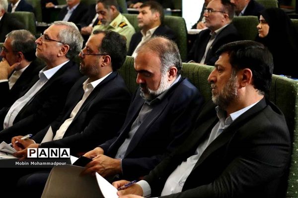 نشست شورای برنامه‌ریزی و توسعه آذربایجان شرقی