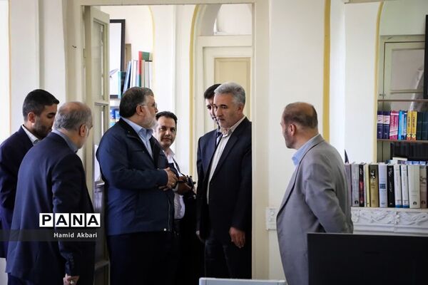 بازدید استاندار آذربایجان‌ غربی از مکان‌های تاریخی ارومیه