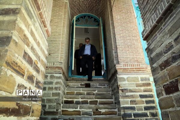 بازدید استاندار آذربایجان‌ غربی از مکان‌های تاریخی ارومیه