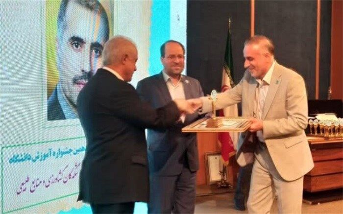 دهمین جشنواره آموزش دانشگاه تهران برگزیدگان خود را شناخت؛ معرفی 3 استاد نمونه