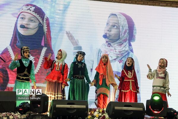نمایشگاه دستاوردهای توانمندی دانش‌آموزان و معلمان شهر تهران