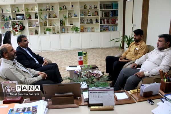 جلسه هم‌اندیشی مسئولان بسیج فرهنگیان با معاونت پرورشی و فرهنگی اداره‌کل آموزش و پرورش استان بوشهر