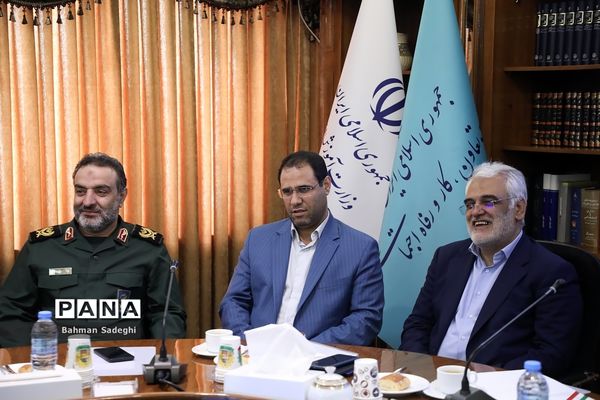 مراسم امضای تفاهم‌نامه غنی‌سازی اوقات فراغت دانش‌آموزان