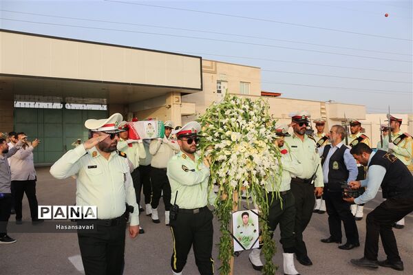 مراسم وداع با پیکر پاک شهید مدافع امنیت سرگرد محمد قنبری در ستاد فراجا استان خوزستان