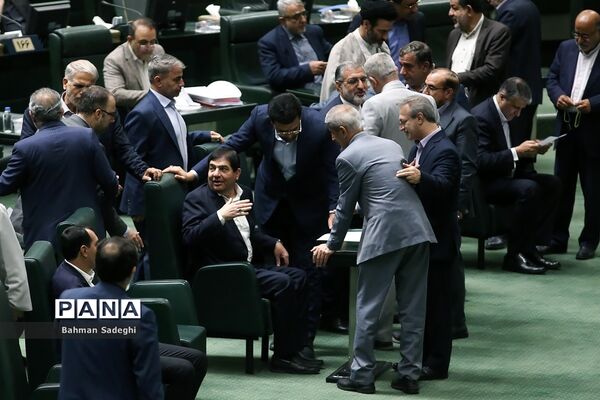 جلسه رای اعتماد وزیر صنعت، معدن و تجارت