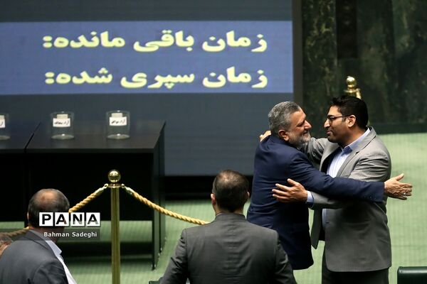 جلسه رای اعتماد وزیر صنعت، معدن و تجارت