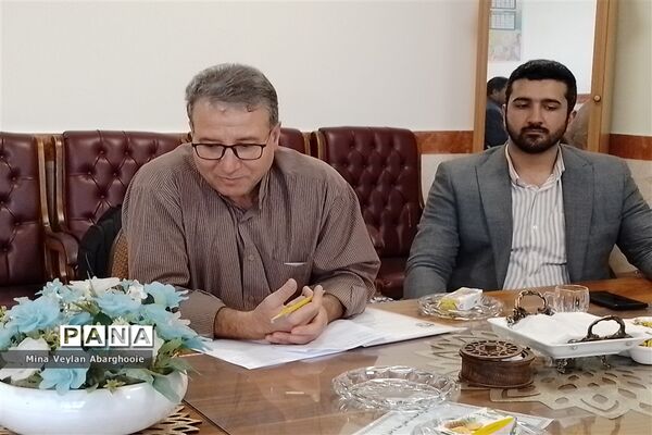 بازدید رئیس اداره پیشگیری در محیط کار ستاد مبارزه با موادمخدر از اولین اتاق نجات دانش‌آموزی کشور