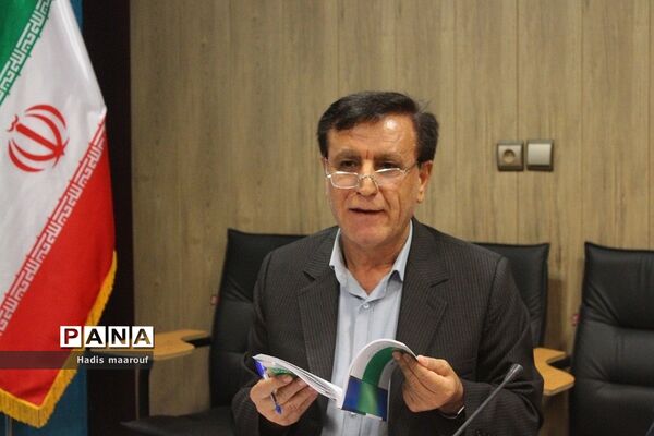 جلسه نقد و تحلیل کتاب «مقدمات پژوهش در آموزش» در بهارستان 2