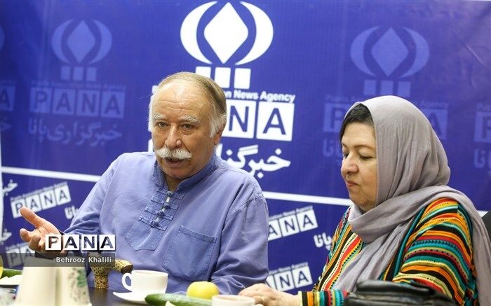 روشنایی «آموزش» در سیاه‌بازی‌های «عبدلی»