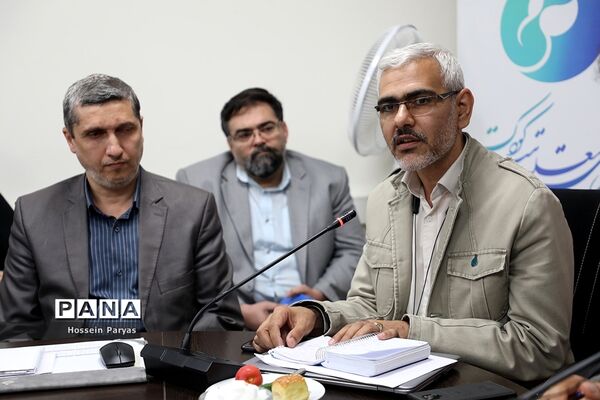 نشست صمیمی وزیر آموزش و پرورش با مدیران سازمان ملی تعلیم و تربیت کودک