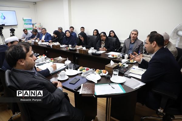 نشست صمیمی وزیر آموزش و پرورش با مدیران سازمان ملی تعلیم و تربیت کودک