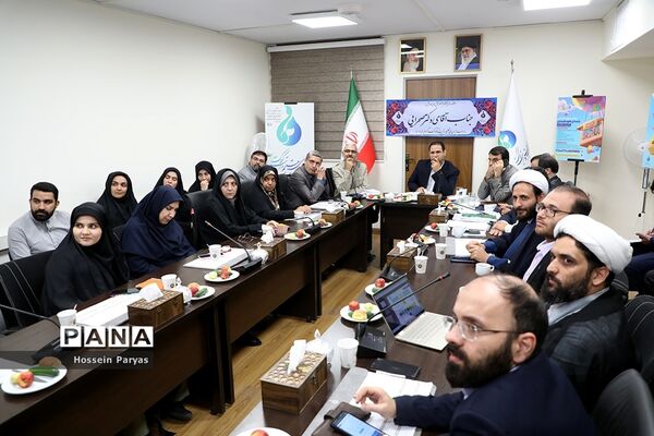 نشست صمیمی وزیر آموزش و پرورش با مدیران سازمان ملی تعلیم و تربیت کودک