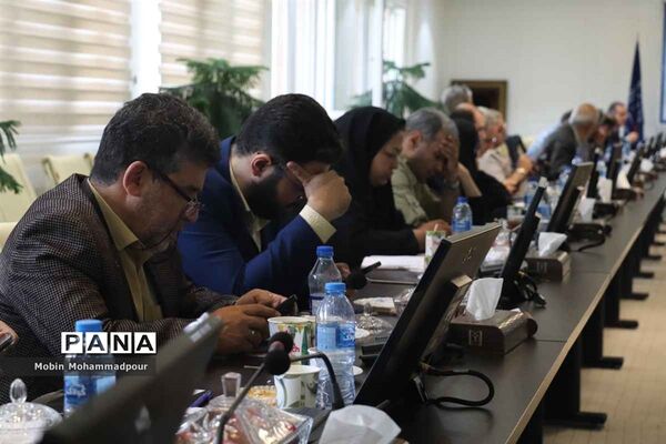 نشست خبری معاون غذا و دارو دانشگاه علوم پزشکی تبریز