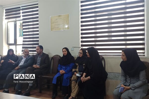 بازدید معلمان جوان ناحیه ۳ از پژوهش‌سرای اسدالله اسدی