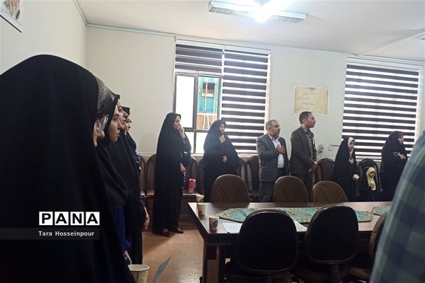 بازدید معلمان جوان ناحیه ۳ از پژوهش‌سرای اسدالله اسدی