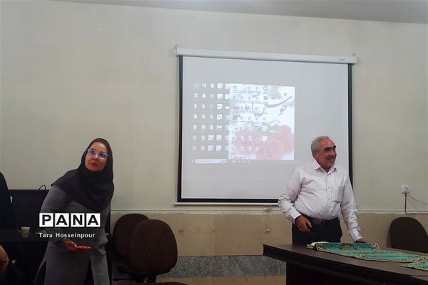 بازدید معلمان جوان ناحیه ۳ از پژوهش‌سرای اسدالله اسدی