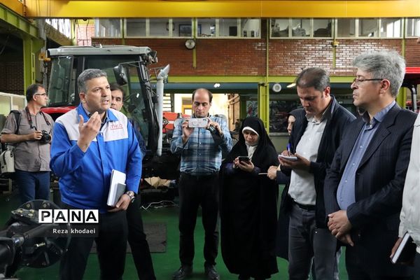 تور بازدید رسانه‌ای از کارخانه تراکتورسازی تبریز