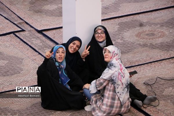 برگزاری کارگاه یک روزه «جذاب شو» در اردوگاه ملاصدرای قم