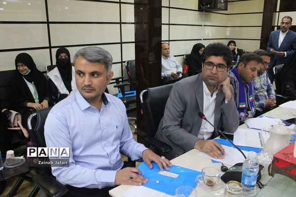 نشست مسئولان و کارشناسان سازمان دانش‌آموزی استان بوشهر