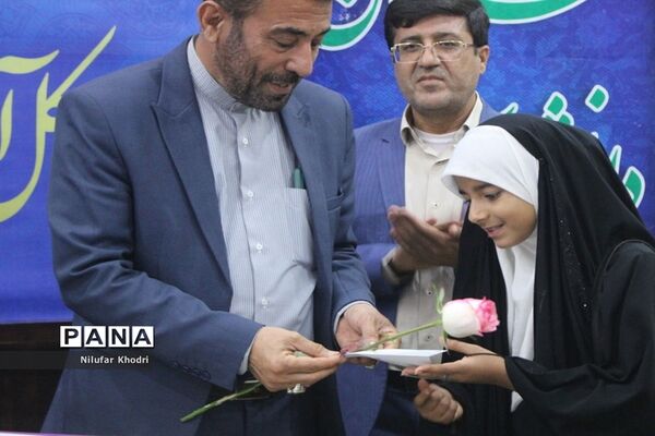 نشست مسئولان و کارشناسان سازمان دانش‌آموزی استان بوشهر