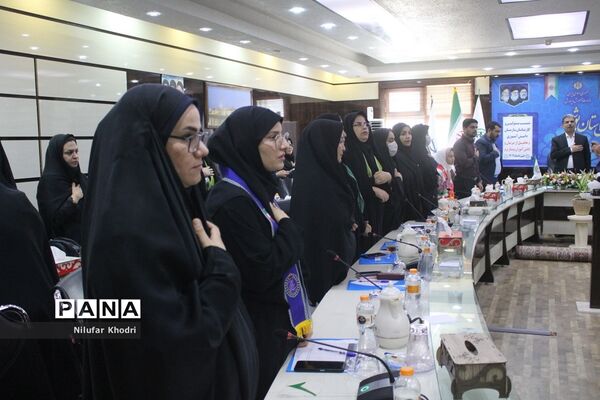 نشست مسئولان و کارشناسان سازمان دانش‌آموزی استان بوشهر