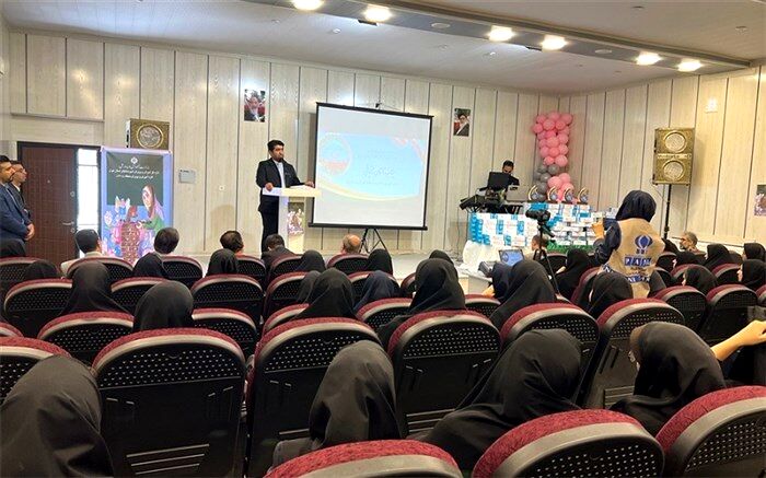 همایش بزرگ معماران خشت اول در آموزش و پرورش رودهن برگزار شد/فیلم