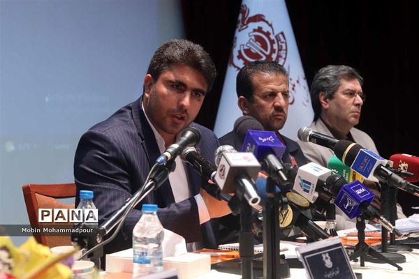 اولین نشست خبری مدیرعامل شرکت مس سونگون آذربایجان (شمسا)