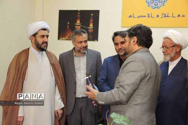 همایش آسیب‌شناسی فرهنگی ایران امروز در دانشگاه آزاد اسلامی واحد اسلامشهر