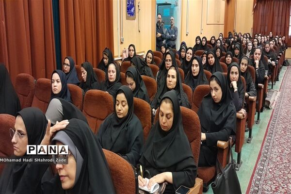کارکاه آموزشی توجیهی موسسان مراکزآموزشی(زبان علمی، آزمون و اختلالات یادگیری)