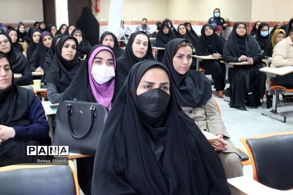 کارگاه آموزشی ارائه جدیدترین  یافته‌های تجربی در امور تربیتی، مشاوره و مراقبت در برابر آسیب‌های اجتماعی