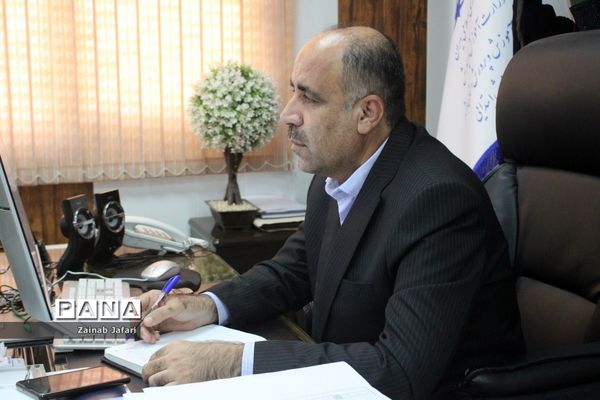 نشست هماهنگی و برنامه‌ریزی داوری جشنواره عصر جدید یاددهی یادگیری در بوشهر