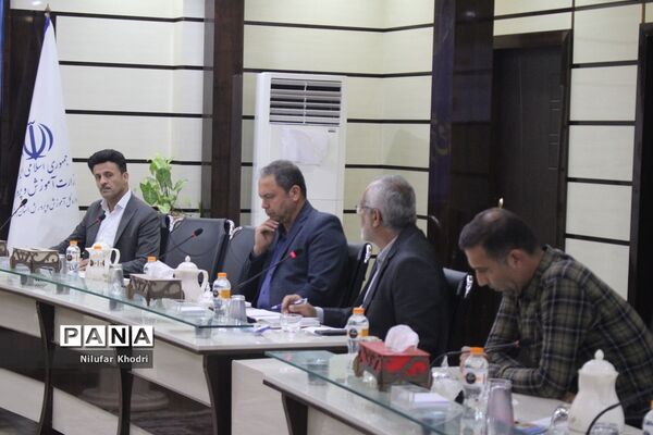 کارگروه شورای پشتیبانی سواد‌آموزی استان بوشهر