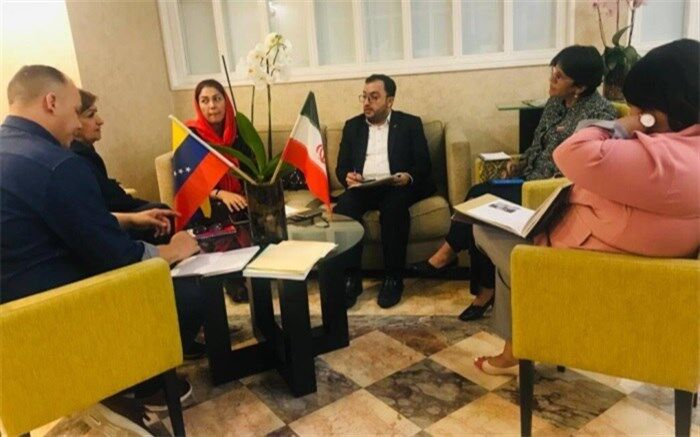 دیدار سه جانبه‌ مدیرعامل کانون با وزرای آموزش عالی و آموزش و پرورش ونزوئلا