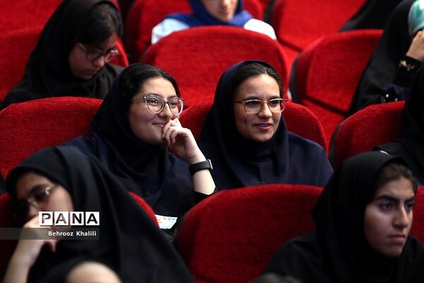 آیین تجلیل از مدال‌آوران المپیادهای علمی