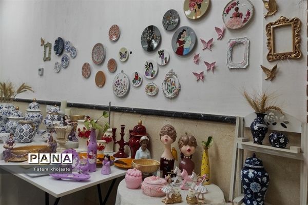 برپایی نمایشگاه صنایع‌ دستی در قرچک