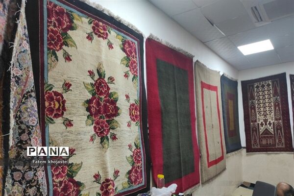 برپایی نمایشگاه صنایع‌ دستی در قرچک