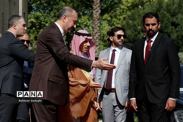 دیدار وزرای خارجه عربستان و ایران